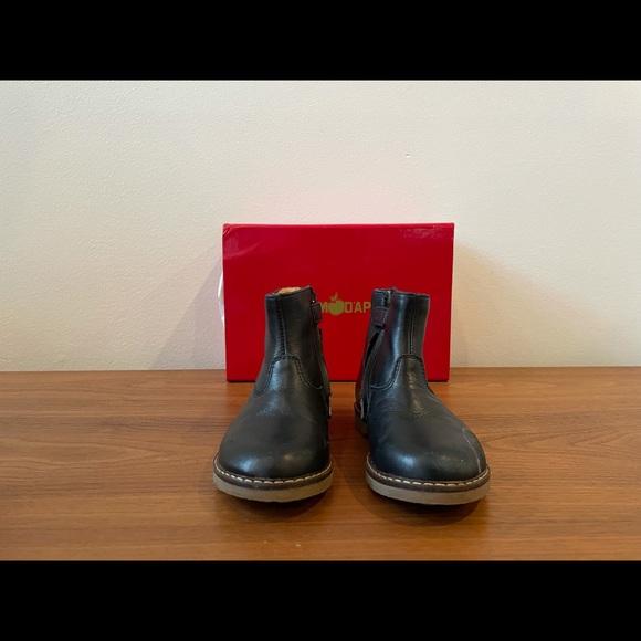 Toddler Pom D’Api leather Trip boots in Noir - Picture 4 of 5